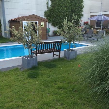 B&B Goeree Overflakkee 米德尔哈尼斯 外观 照片